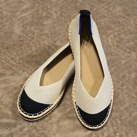 Rothy's Shoes - New Rothy's Beige and Black Women's Flats size 6.5